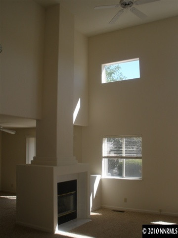7524 Wheeldale Circle Reno, NV 89511 - Photo 6 of 13 a view of kitchen and window