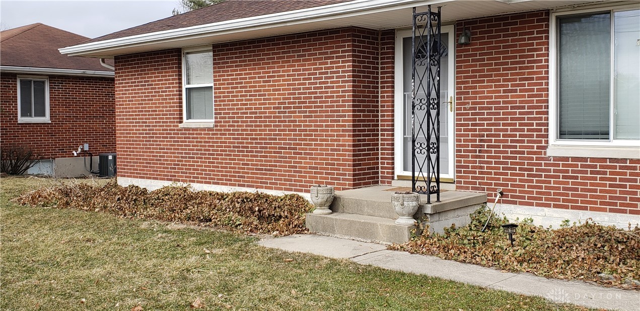 276 Purcell Road Xenia, OH 45385 - Photo 2 of 15 Gallery Image 2