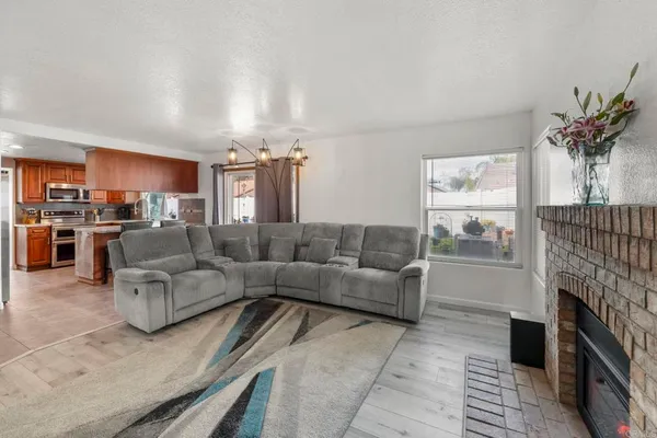 $1,074,000 | 9126 Sinsonte Lane, Lakeside, CA 92040