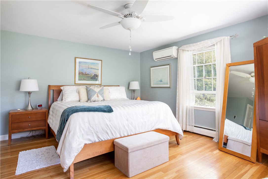 75 Longfellow Road Jamestown, RI 02835 - Photo 15 of 30 Gallery Image 15