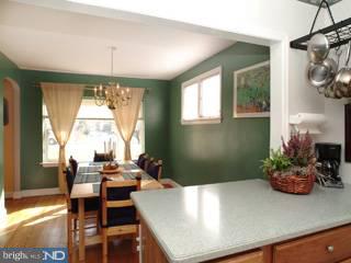 104 Golf Hills Road Havertown, PA 19083 - Photo 3 of 6