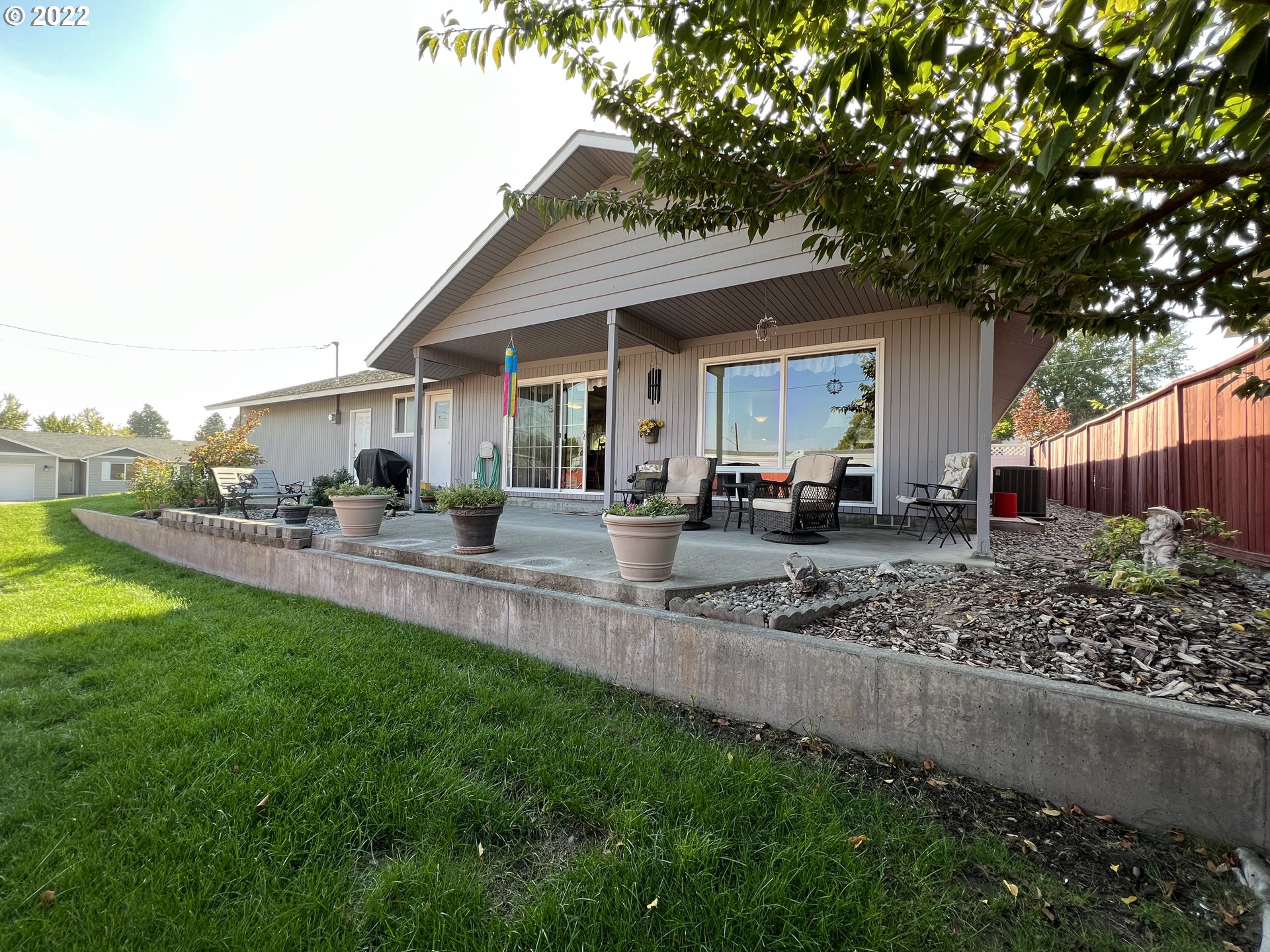 800 West Ridgeway Avenue Hermiston, OR 97838 - Photo 4 of 18 Gallery Image 4