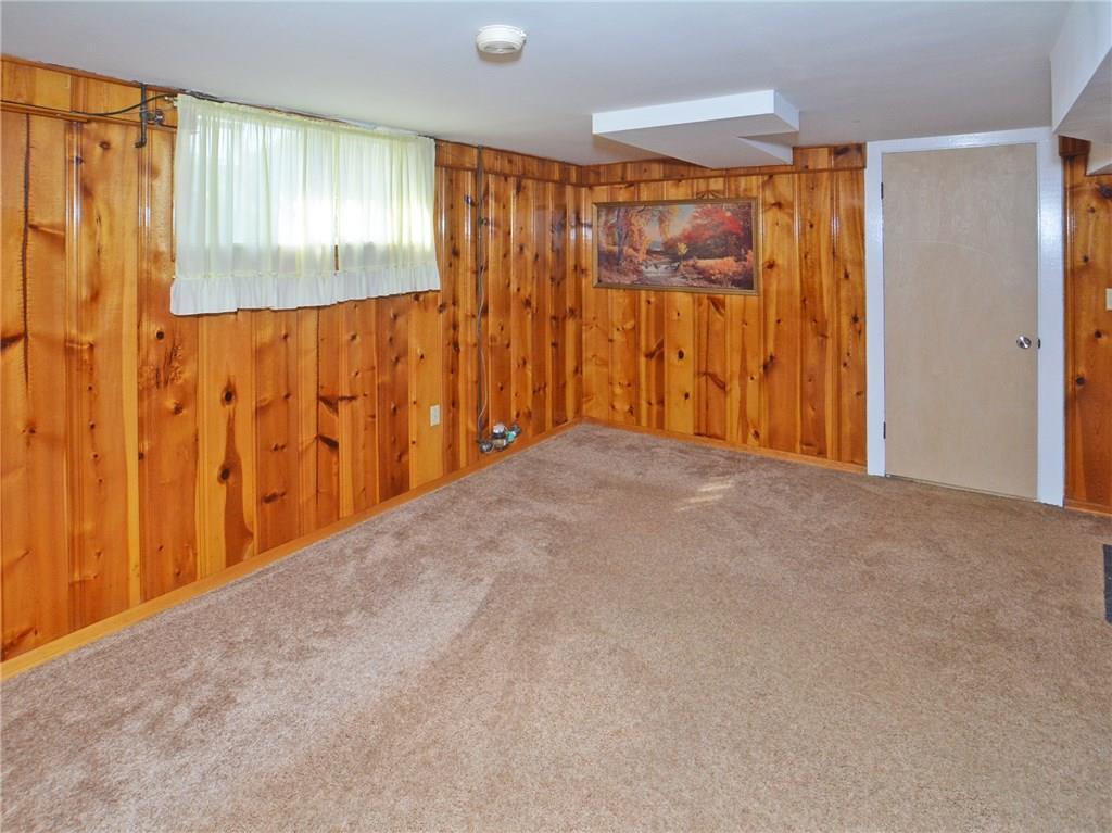 107 Elm Road Pittsburgh, PA 15239 - Photo 15 of 20