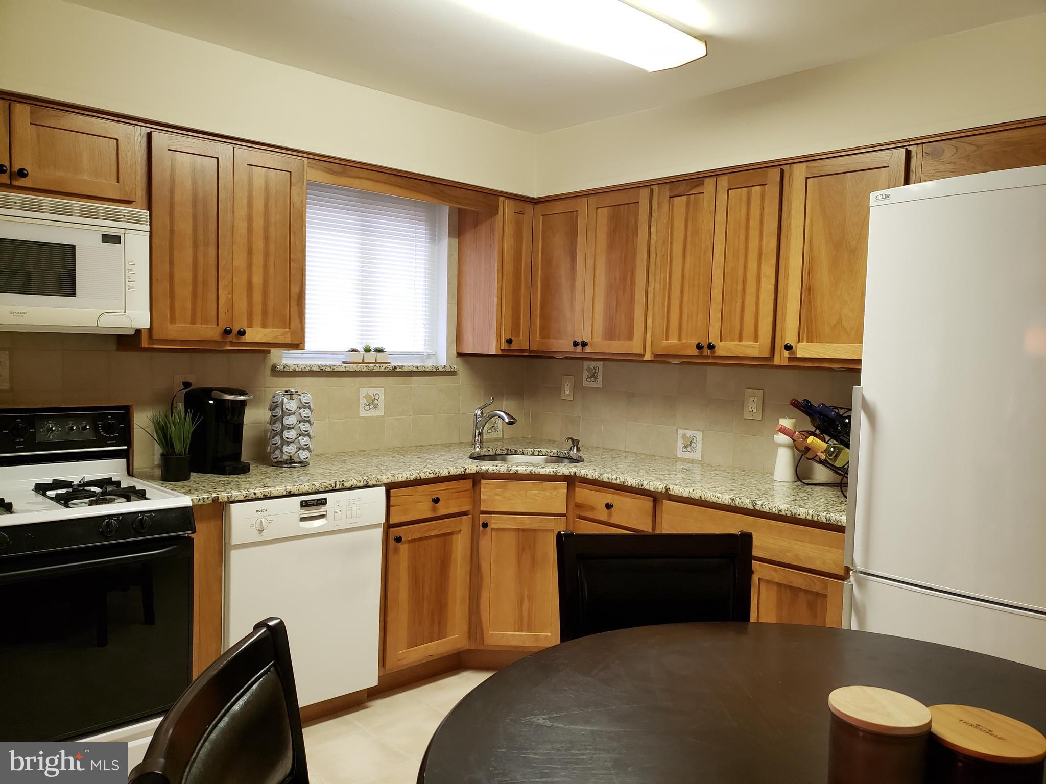 167-2 Echelon Road Voorhees, NJ 08043 - Photo 8 of 26 Kitchen