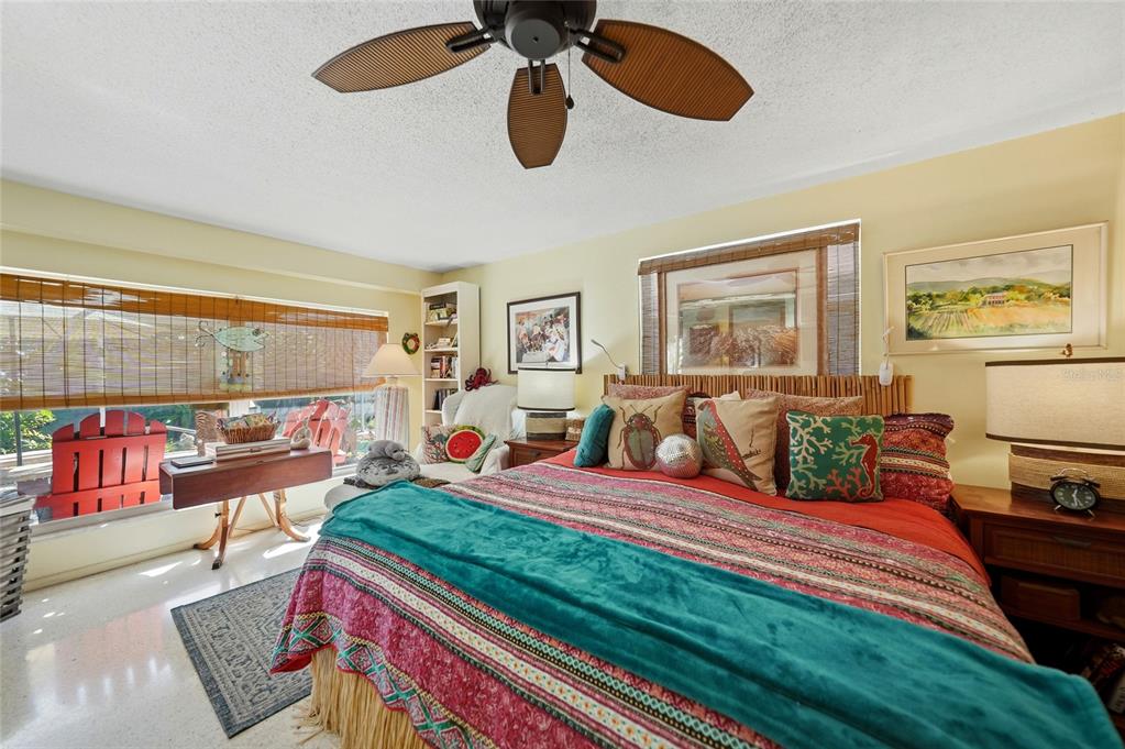 417 Crane Road Venice, FL 34293 - Photo 16 of 52 Gallery Image 16
