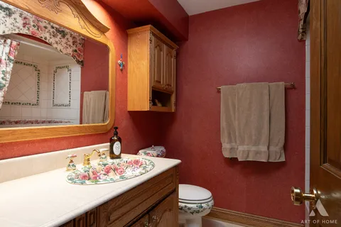 $749,900 | 829 Sylviawood Avenue, Park Ridge, IL 60068