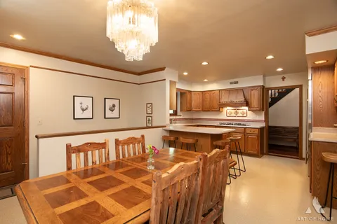 $749,900 | 829 Sylviawood Avenue, Park Ridge, IL 60068