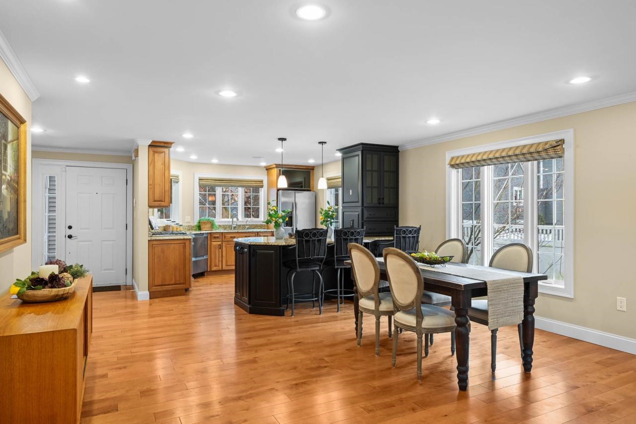 605 Straw Hill Road Manchester, NH 03104 - Photo 13 of 38 Gallery Image 13