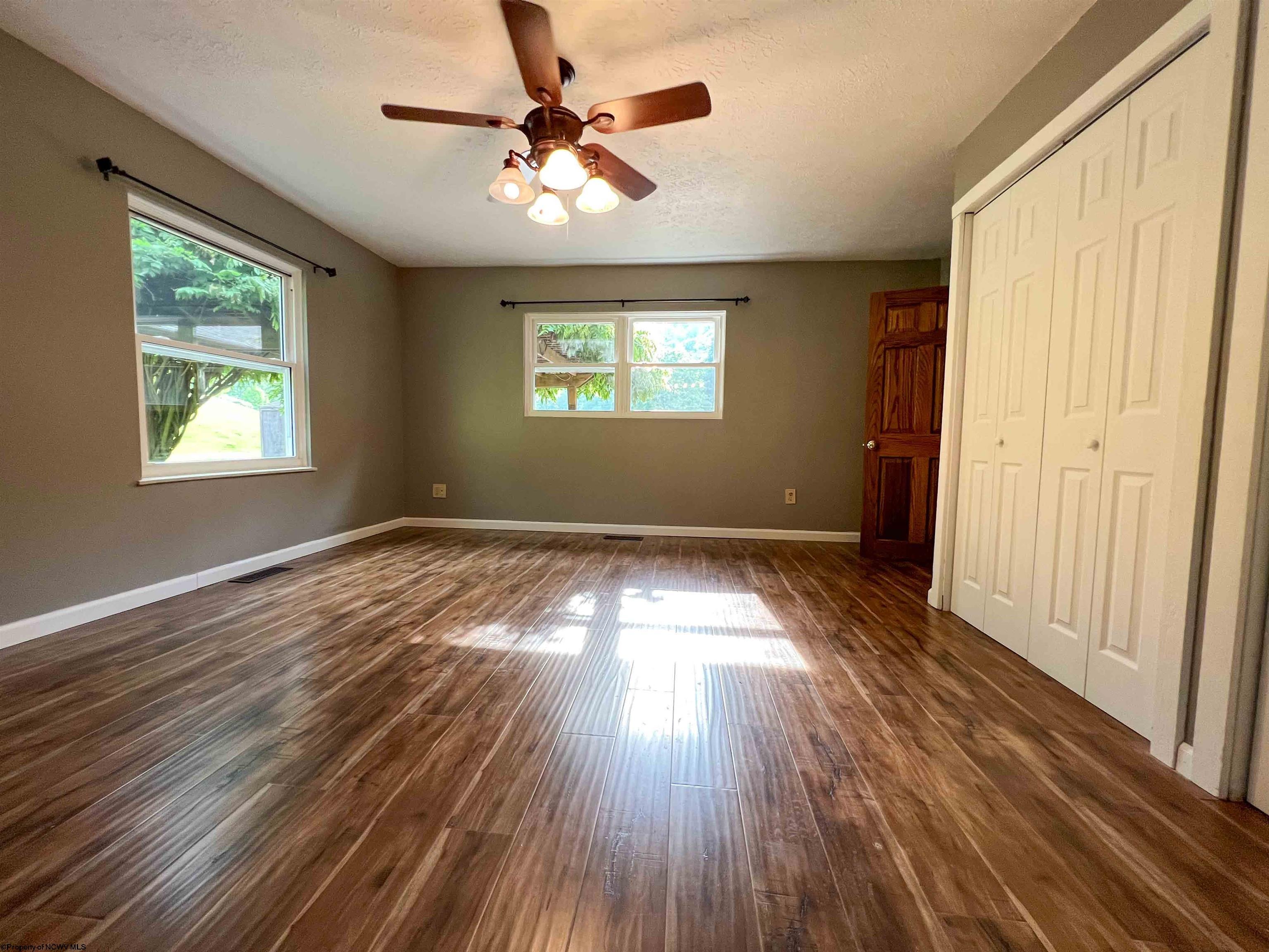 949 Sauls Road Weston, WV 26452 - Photo 10 of 29 Gallery Image 10