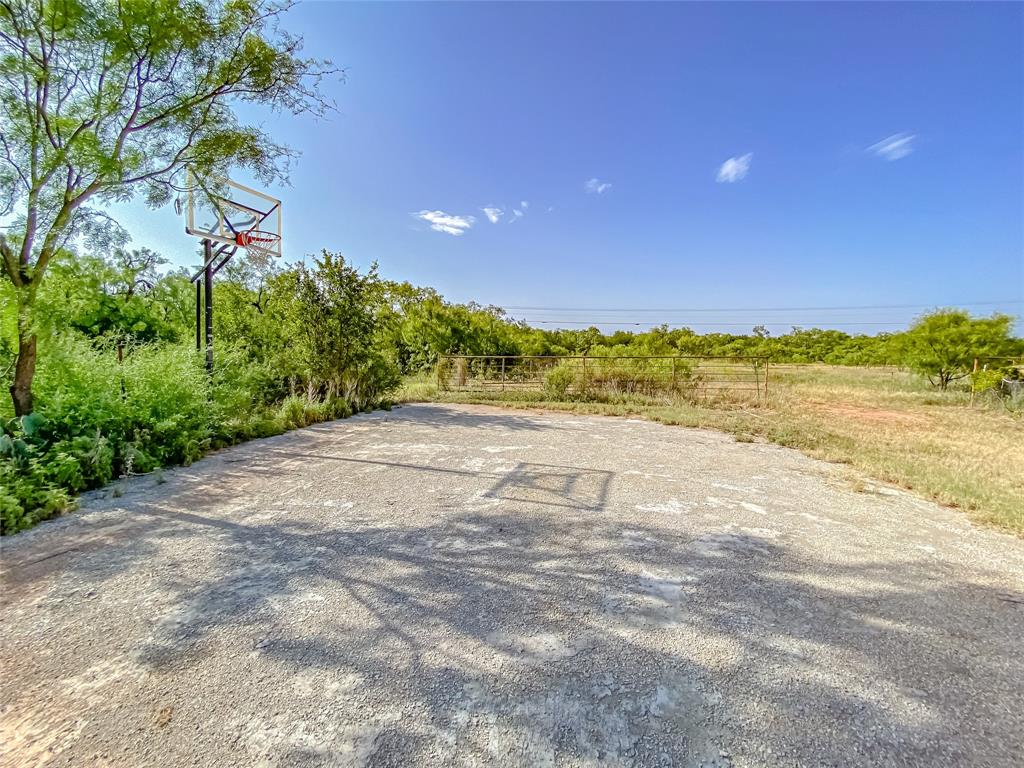 1195 County Road 415 Merkel, TX 79536 - Photo 7 of 40