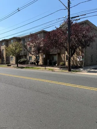 $2,400 | 1250 North Broad Street, Unit C1, Hillside, NJ 07205