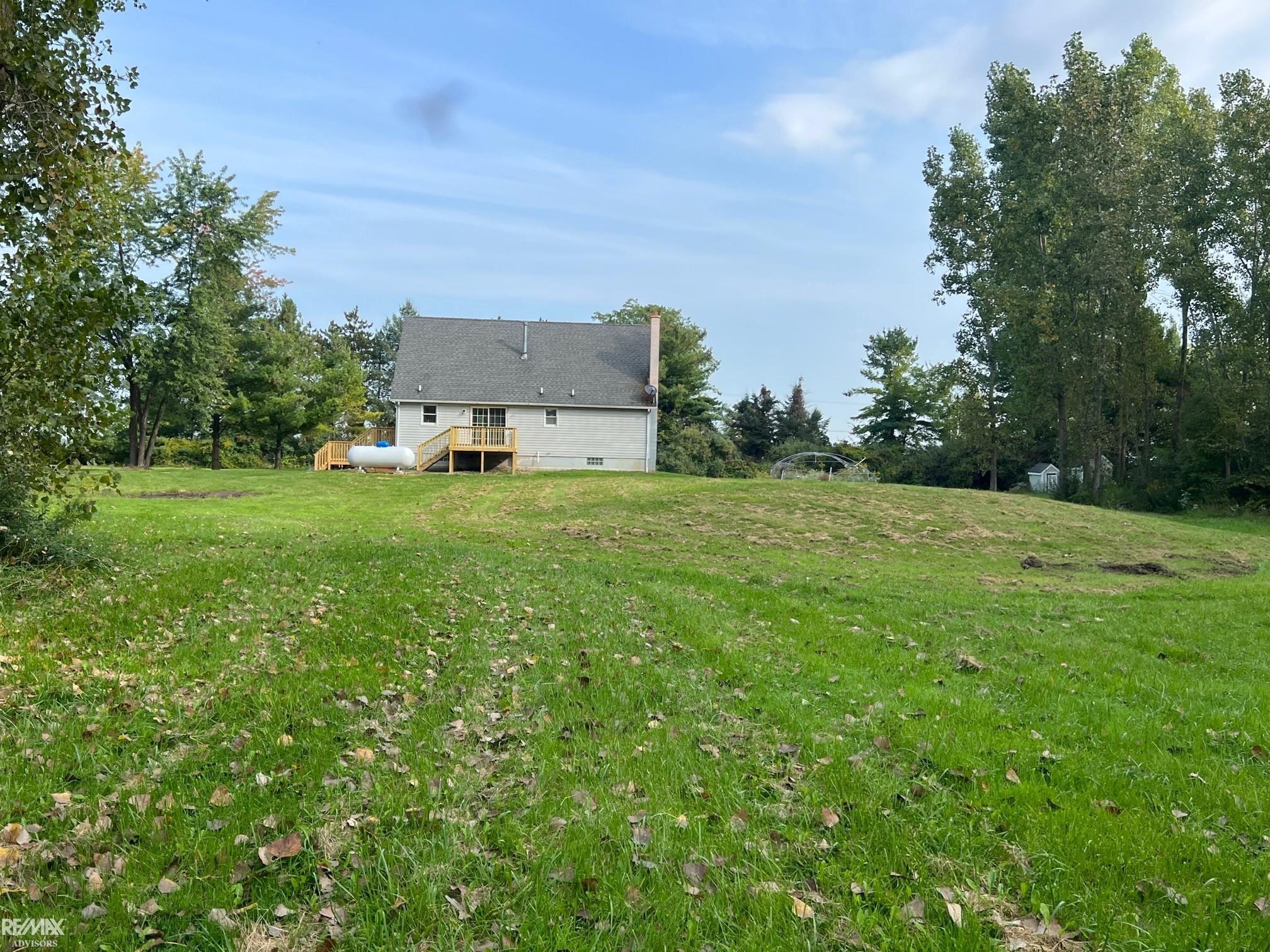 9933 Meskill Road Columbus, MI 48063 - Photo 19 of 21