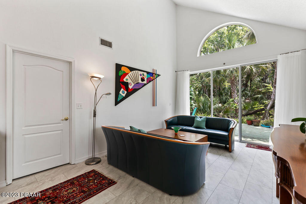 141 Nature Trail Ormond Beach, FL 32174 - Photo 4 of 38 KBP09526