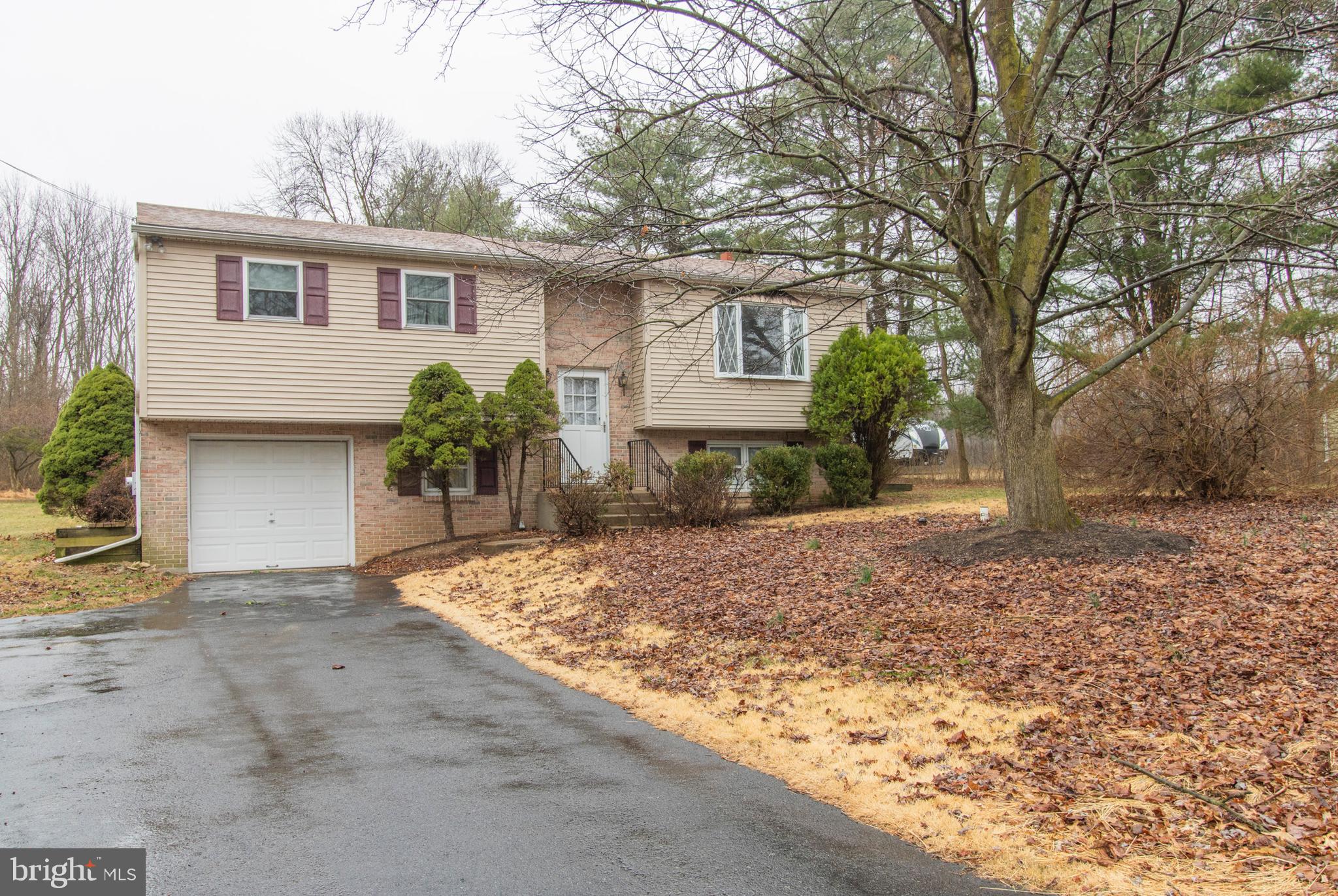 3128 Wild Run Road Pennsburg, PA 18073 - Photo 2 of 32 Gallery Image 2