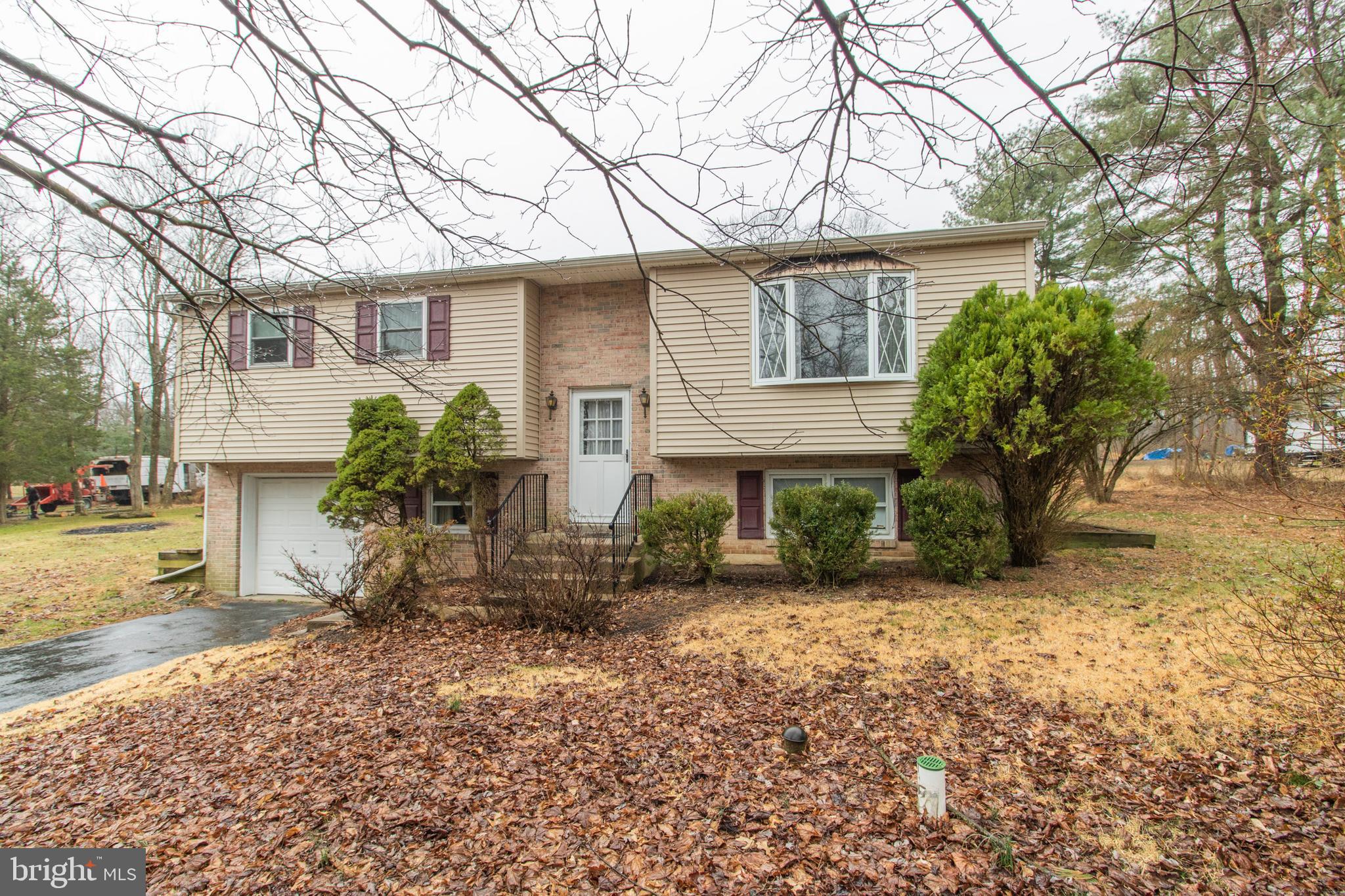 3128 Wild Run Road Pennsburg, PA 18073 - Photo 3 of 32 Gallery Image 3