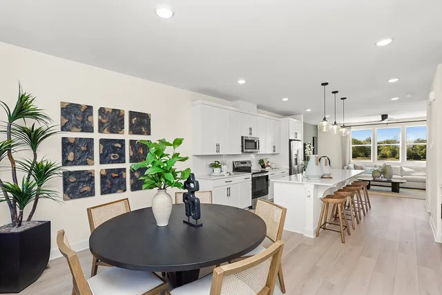 $430,640 | 150 Barton Vlg Boulevard, Lebanon, TN 37090