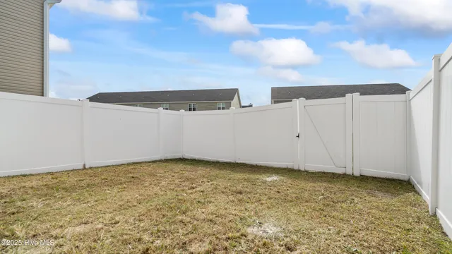 $1,325 | 229 Caldwell Loop, Jacksonville, NC 28546