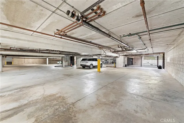 $5,200 | 237 Calliope Street, Laguna Beach, CA 92651