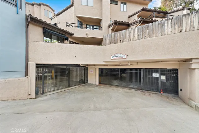 $5,200 | 237 Calliope Street, Laguna Beach, CA 92651