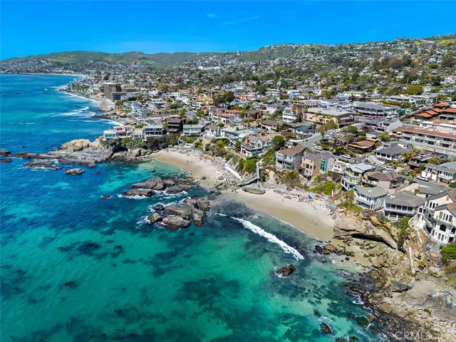 $5,200 | 237 Calliope Street, Laguna Beach, CA 92651