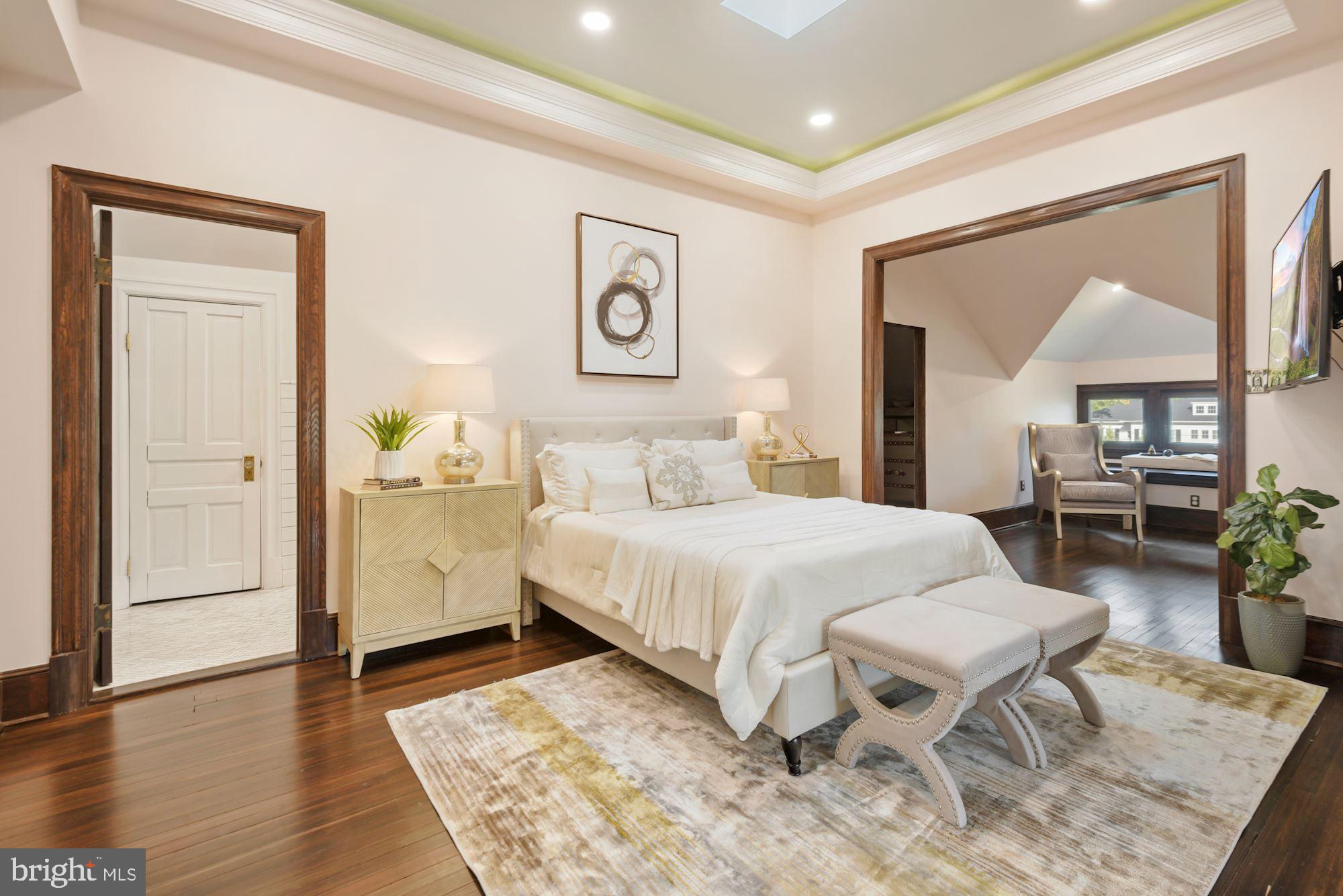 6812 Connecticut Avenue Chevy Chase, MD 20815 - Photo 24 of 37 Amazing bedroom in large top floor suite