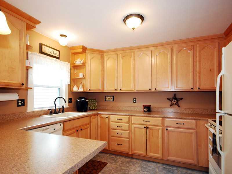24 Beach Road Windham, ME 04062 - Photo 2 of 35 Kitchen.