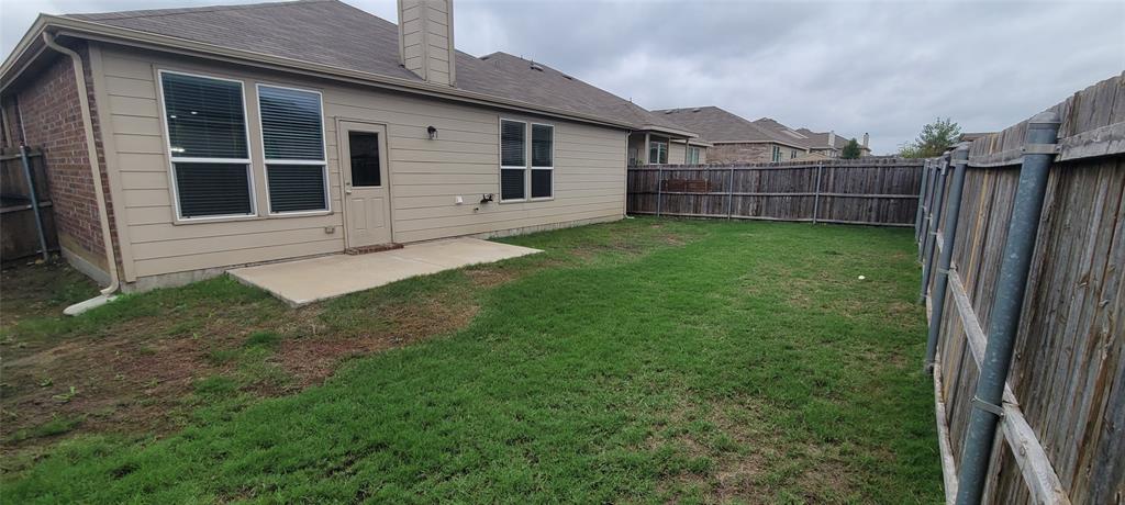 2433 Simmental Road Fort Worth, TX 76131 - Photo 12 of 14