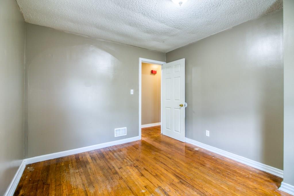 111 Breckwood Boulevard Springfield, MA 01109 - Photo 23 of 25 a view of room