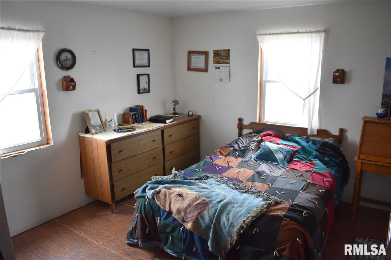 17606 North Turner Road Lewistown, IL 61542 - Photo 11 of 33 Gallery Image 11