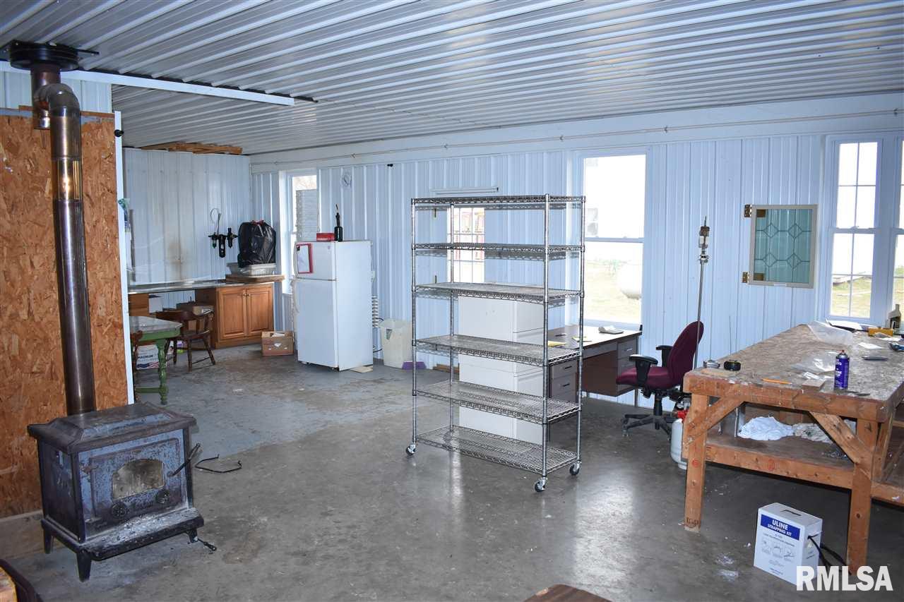17606 North Turner Road Lewistown, IL 61542 - Photo 19 of 33 Gallery Image 19