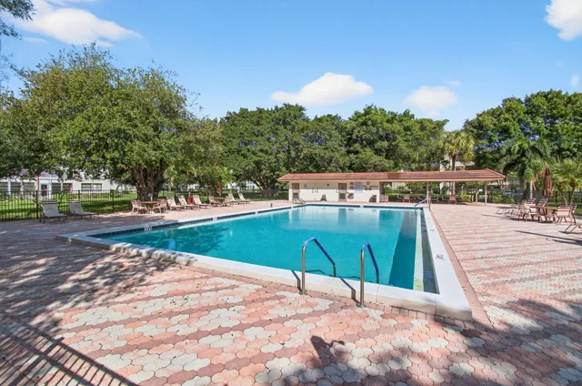 $2,000 | 1501 Cayman Way, Unit C4, Coconut Creek, FL 33066