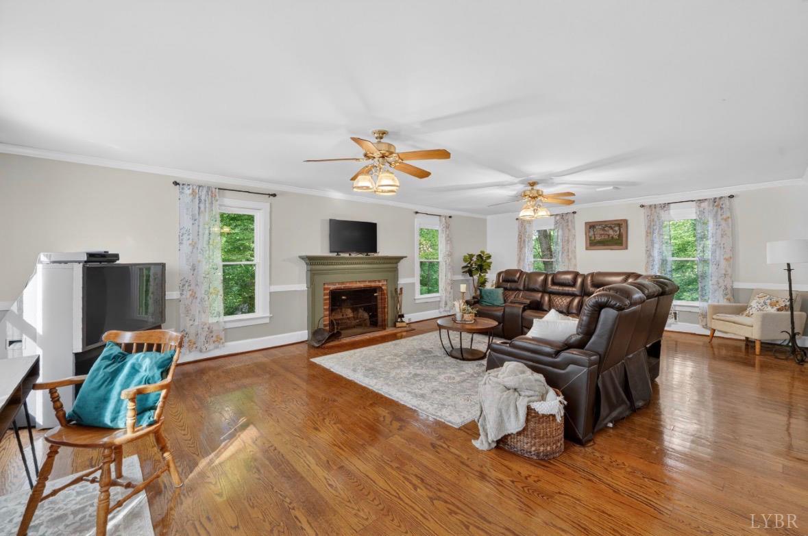 275 Fox Hill Road Rice, VA 23966 - Photo 7 of 58