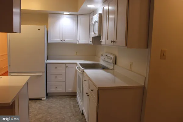 $4,000 | 6210 Cottonwood Street, McLean, VA 22101