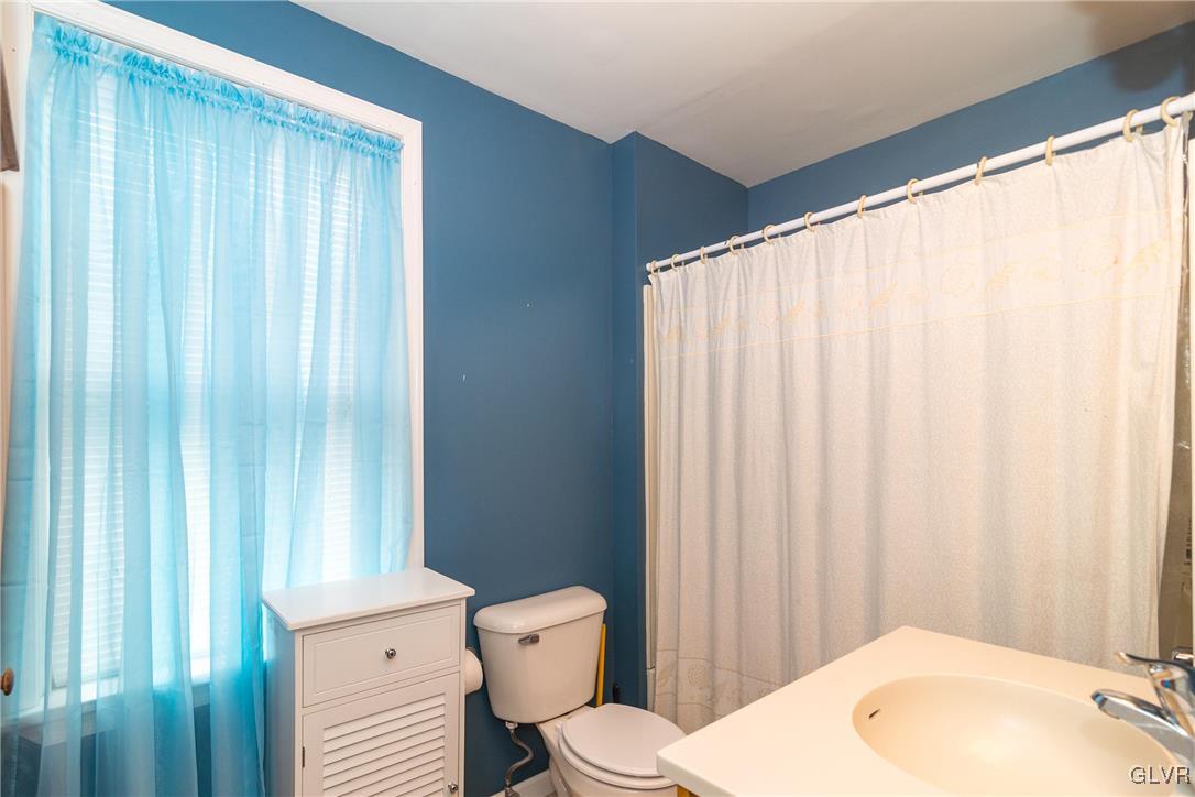 1014 Easton Road Hellertown, PA 18055 - Photo 14 of 21 Gallery Image 14
