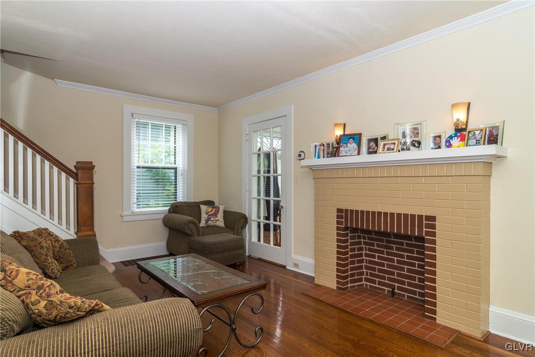 1014 Easton Road Hellertown, PA 18055 - Photo 5 of 21 Gallery Image 5