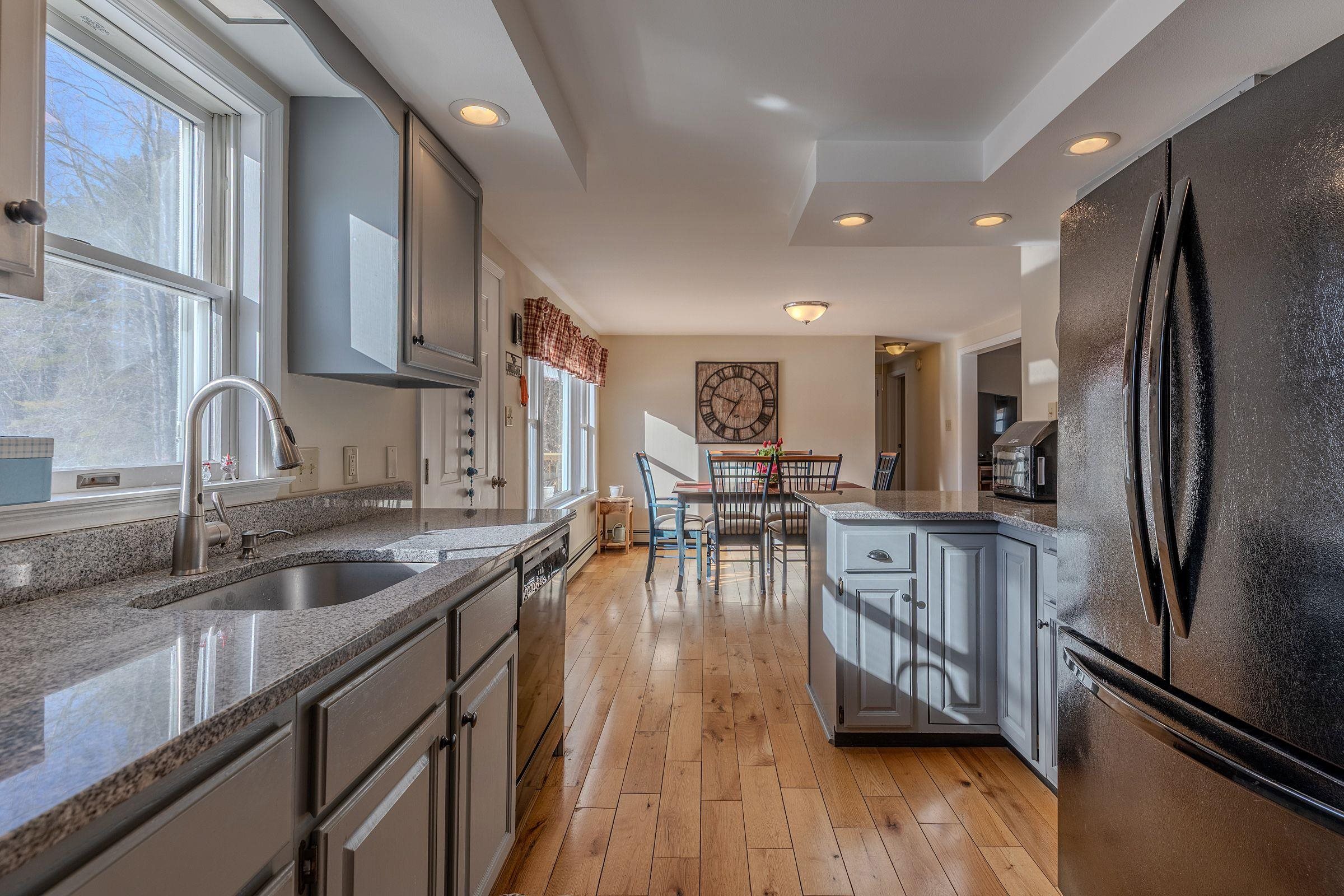 199 Turkey Mountain Road Jamaica, VT 05343 - Photo 7 of 59