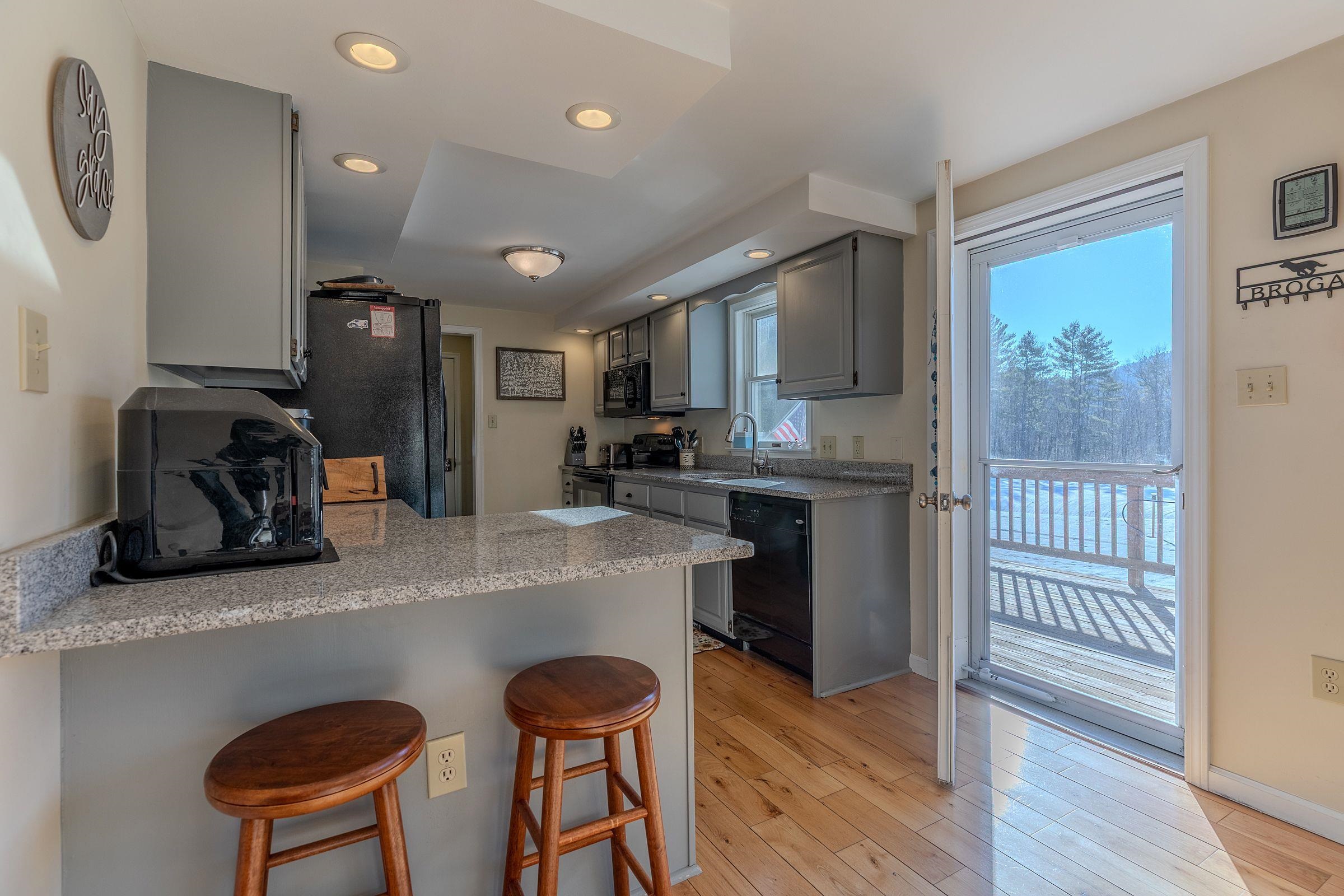 199 Turkey Mountain Road Jamaica, VT 05343 - Photo 8 of 59