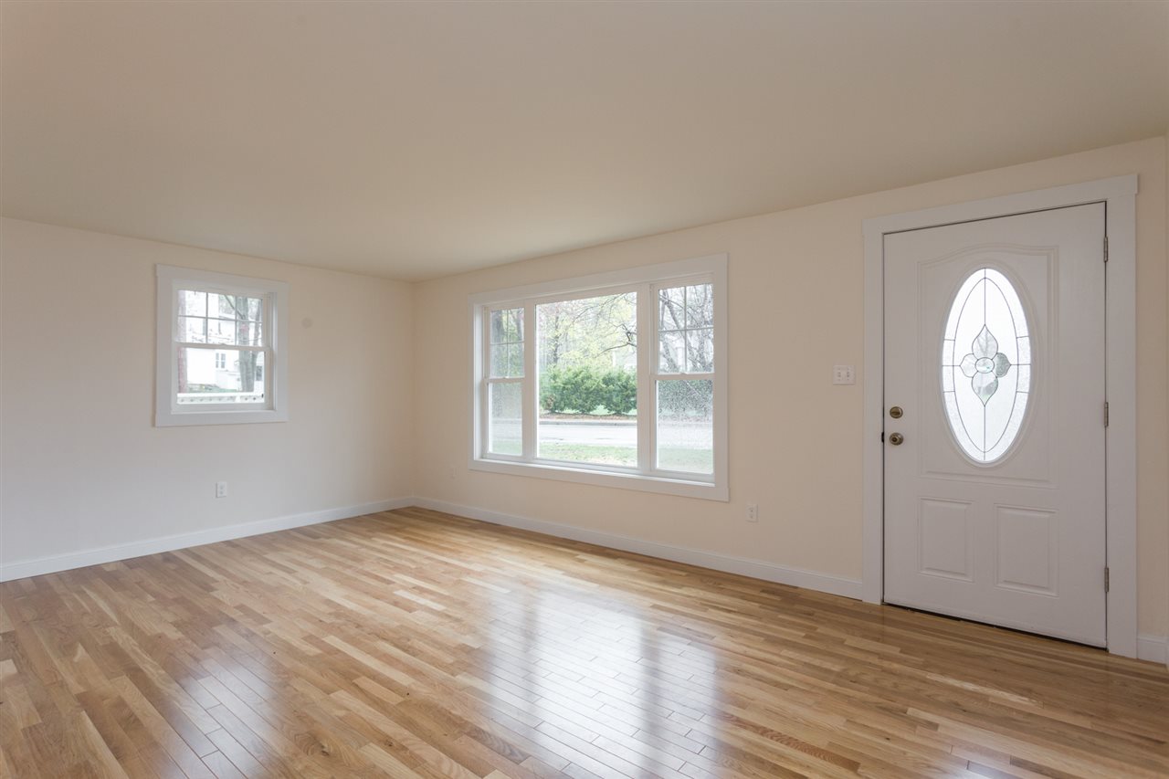 329 High Street Hampton, NH 03842 - Photo 10 of 40