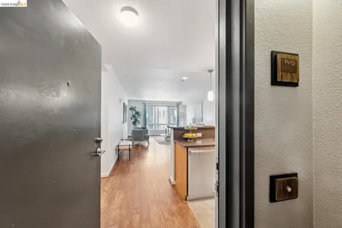 $419,000 | 1511 Jefferson Street, Unit PH 12, Oakland, CA 94612