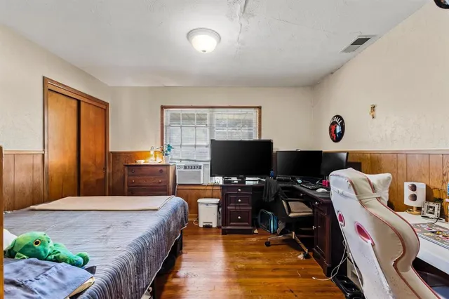 $340,000 | 2025 Woodlake Road, Denison, TX 75021