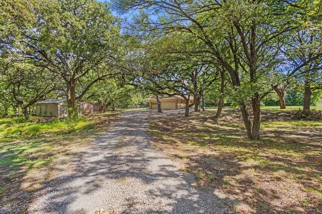$340,000 | 2025 Woodlake Road, Denison, TX 75021
