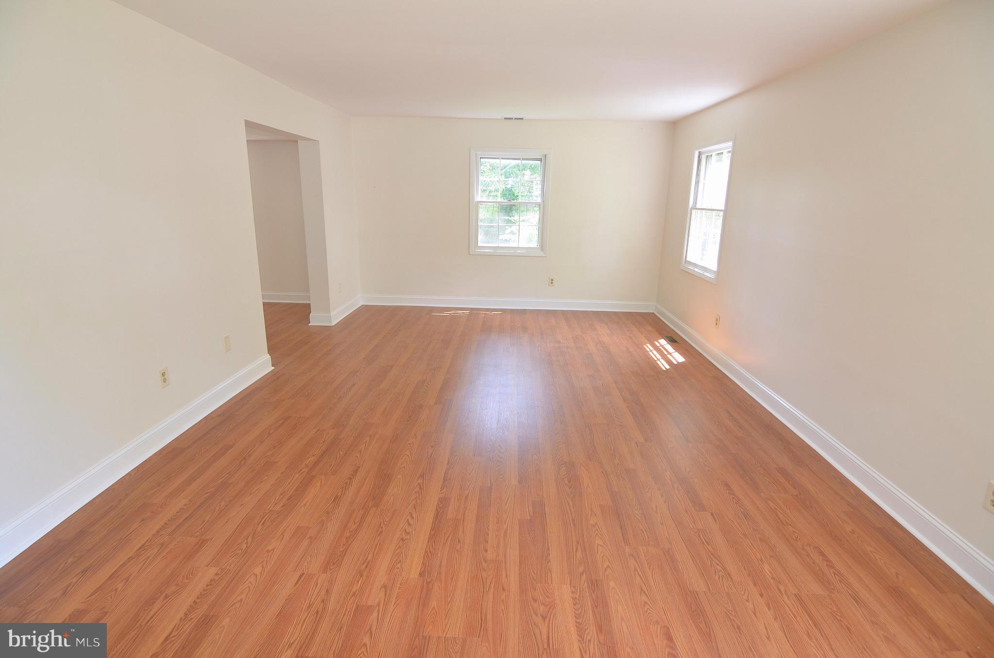 1685 Tarleton Way Crofton, MD 21114 - Photo 8 of 28 Living Room