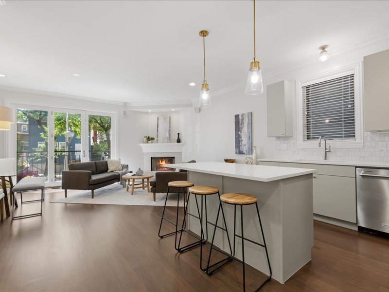 839 South Miller Street, Unit 1 Chicago, IL 60607 - Photo 7 of 40