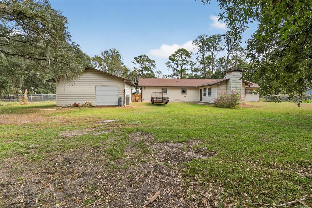 1113 South Wiggins Road Plant City, FL 33566 - Photo 38 of 39 Gallery Image 38