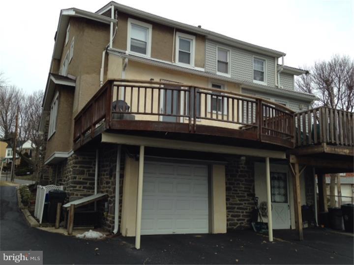 417 Spring Road Havertown, PA 19083 - Photo 22 of 25 Deck