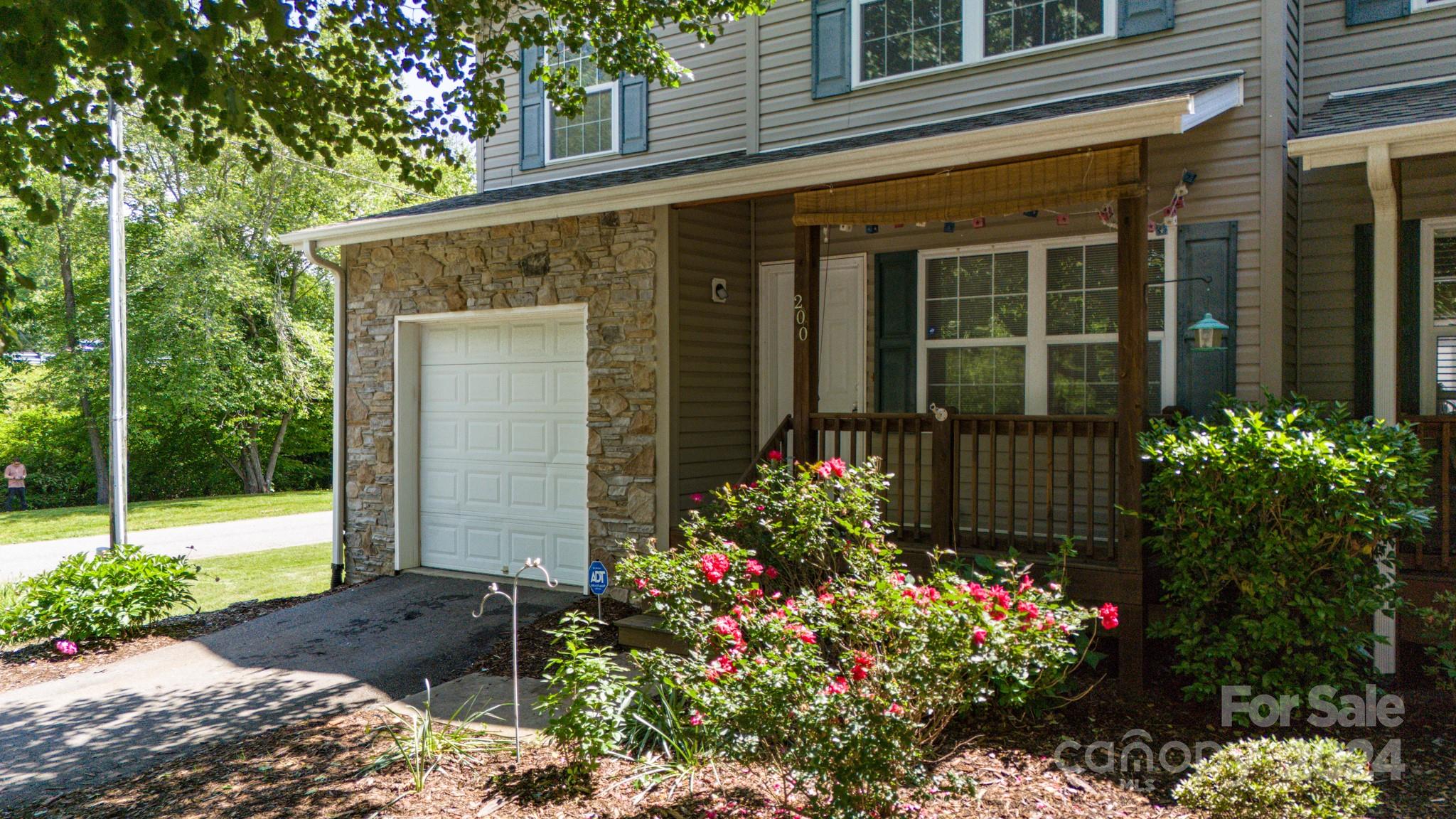 200 Pembrook Road Swannanoa, NC 28778 - Photo 1 of 36 Gallery Image 1