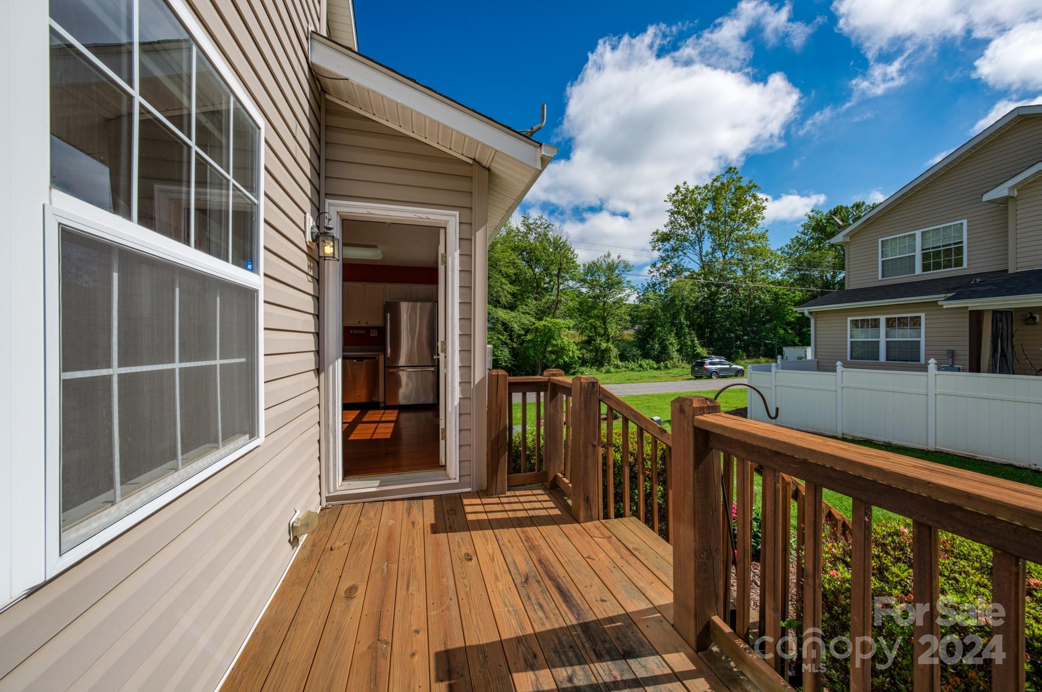 200 Pembrook Road Swannanoa, NC 28778 - Photo 10 of 36 Gallery Image 10