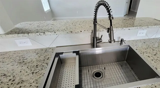 a close view of sink