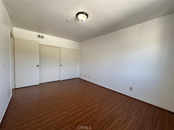 $1,880 | 77 North Holliston Avenue, Pasadena, CA 91106