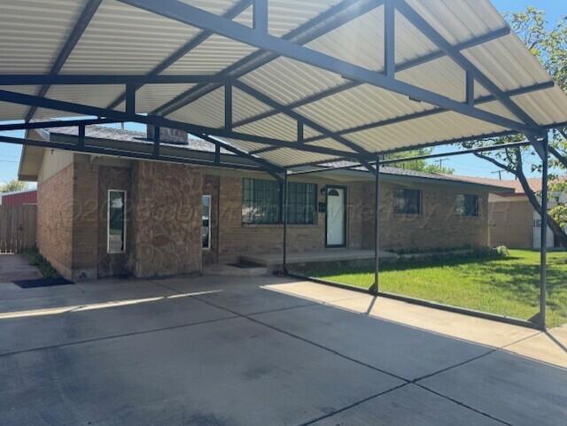 2121 Colgate Drive Perryton, TX 79070 - Photo 3 of 18